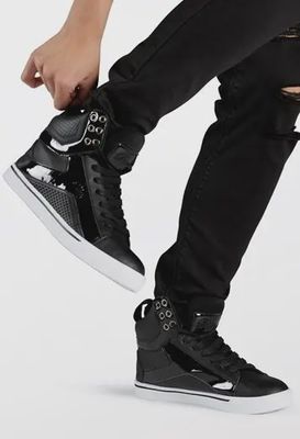 SNEAKER POPTART W/BLACK INSIDE (P-PA201090)