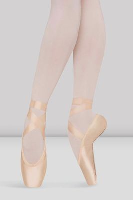 AXIOM POINTE SHOE (B-108L)