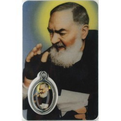 Pater Pio met Medaille en Gebed