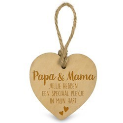 Papa en Mama - Houten Engeltje met Koordje 15 x 2.5 x 20 cm € 1.99