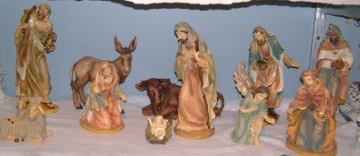 11 figuren gekleurd 27 cm