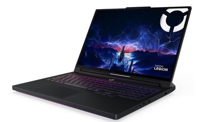 Ноутбук ігровий Lenovo Legion Pro 7 16IAX10H (83F5009PRA) Eclipse Black