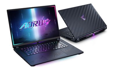 Ноутбук ігровий Gigabyte AORUS MASTER 16 BZH (AORUS_16BZHC6UAE65SP)