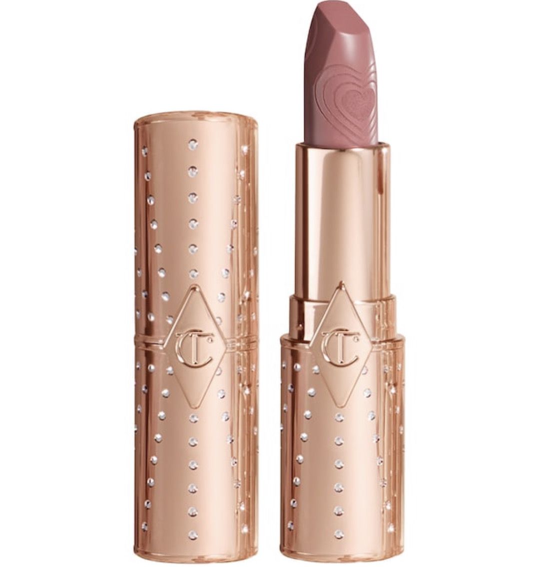 Charlotte Tilbury - Matte Revolution Lipstick - Look of Love Collection | Mrs. Kisses - golden peach