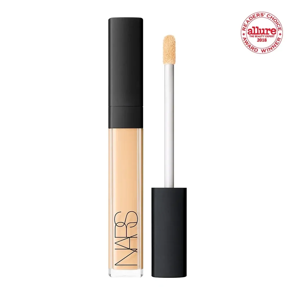 NARS - Radiant Creamy Concealer | Nougatine - L2.2 - Light with warm undertones 