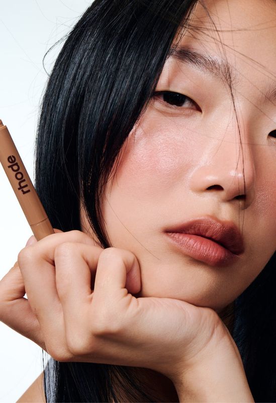 RHODE - peptide lip shape | Lunge