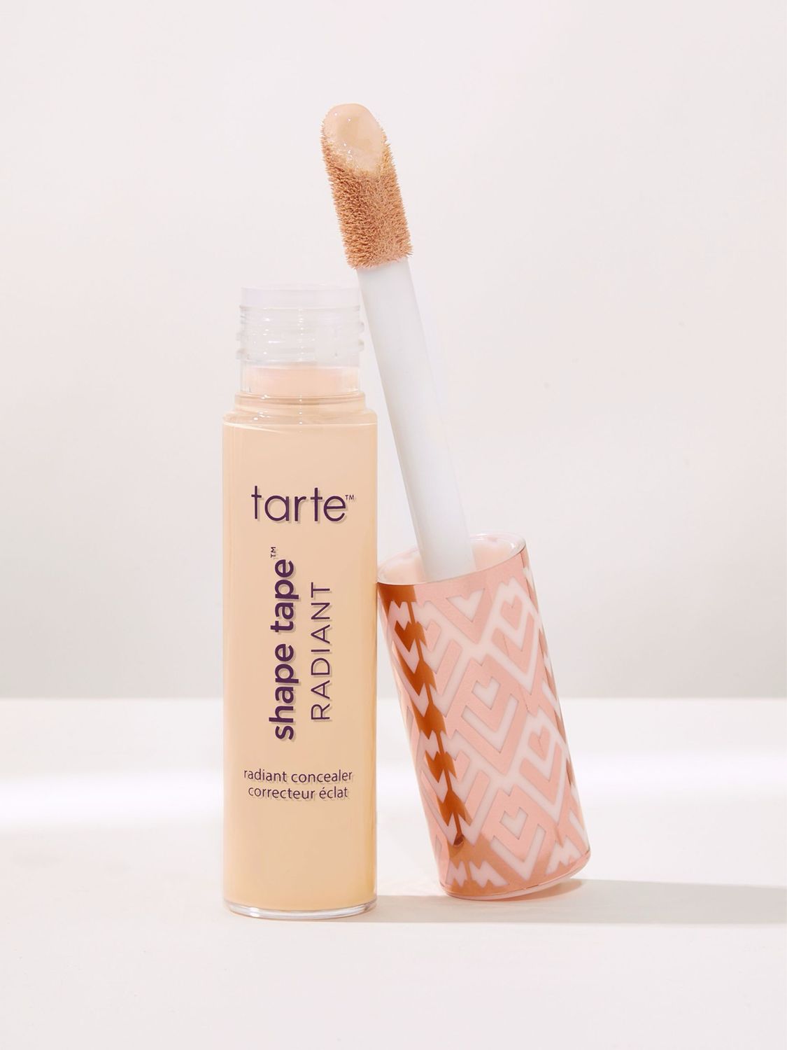 Tarte - shape tape™ radiant medium coverage concealer | 16N Fair-Light