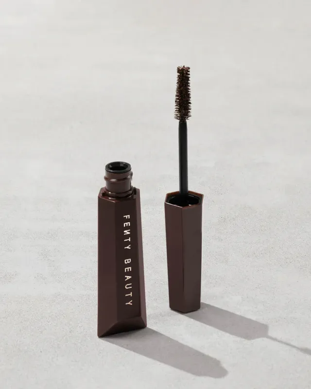 Fenty Beauty - Hella Thick Volumizing Mascara | 02 Let&#39;s Be Bluntz - brown