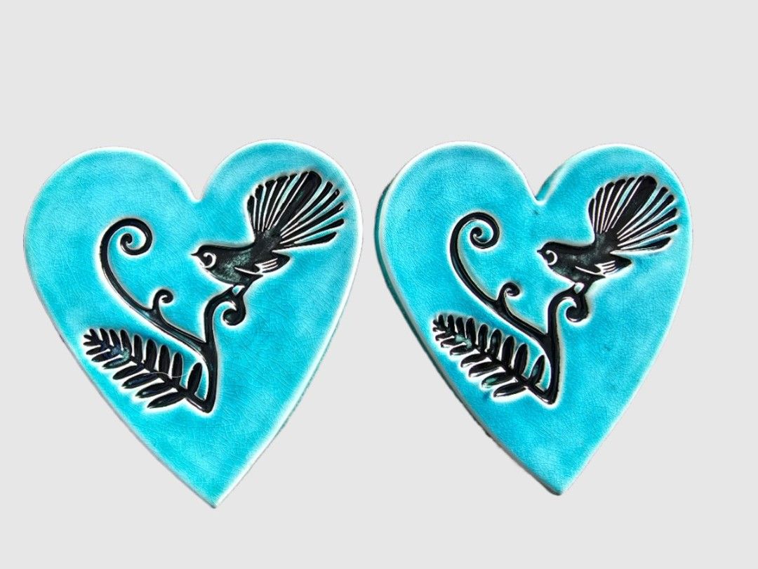 Medium Fantail  Heart