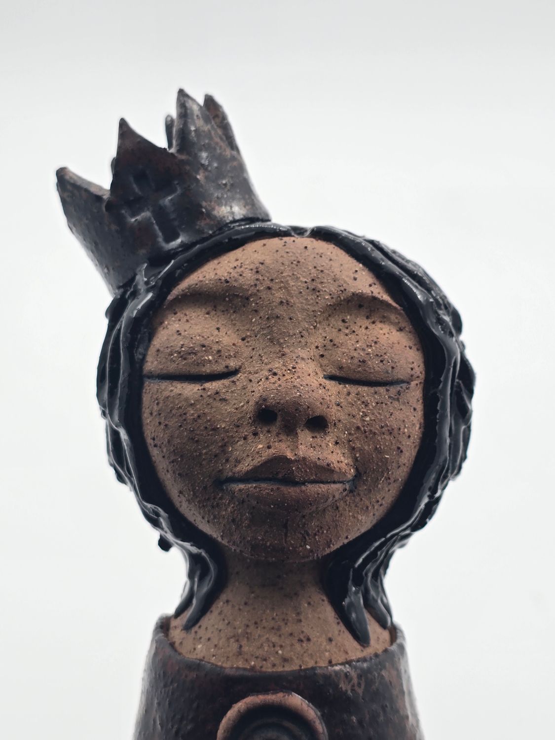Cross Crown Queen