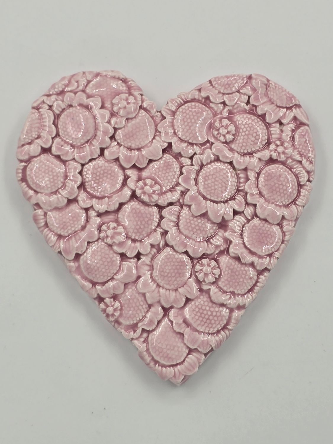 Meduim  pretty pink flower heart