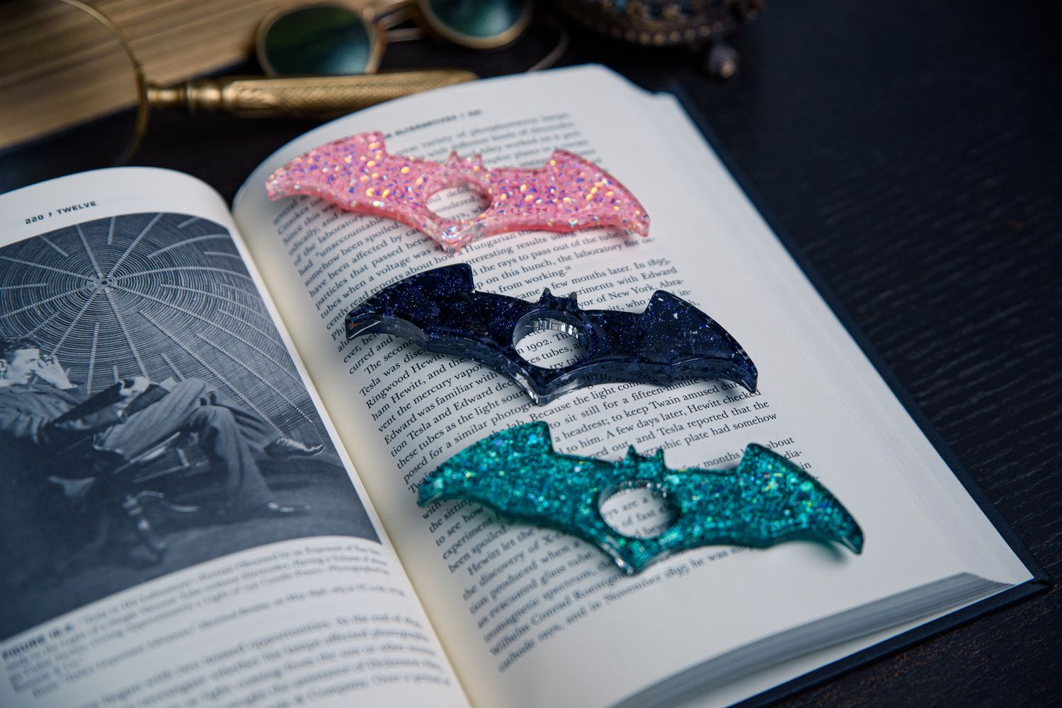 Bat-Shaped Resin Book Page Holders