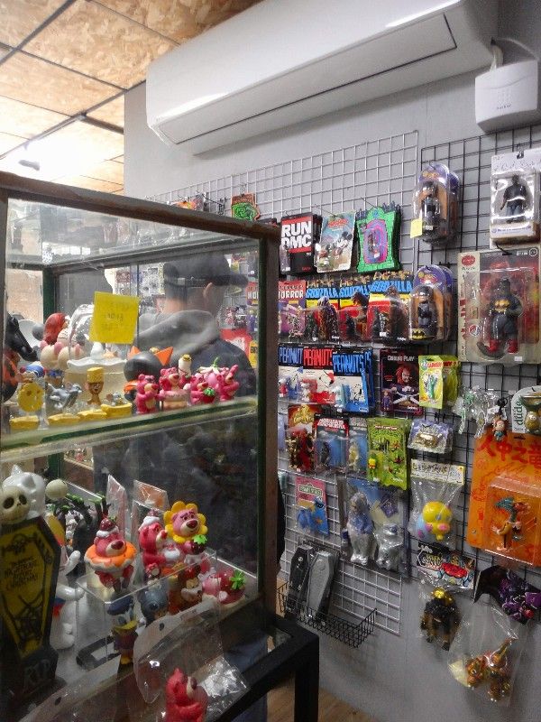 Explore Collectible Collection