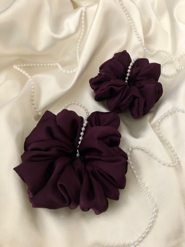 SCRUNCHIE STANDARD + OVERSIZED PLUM