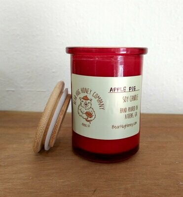 An Apple Pie Candle