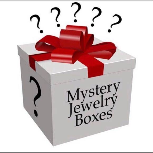 Mystery box ; Juwelen.