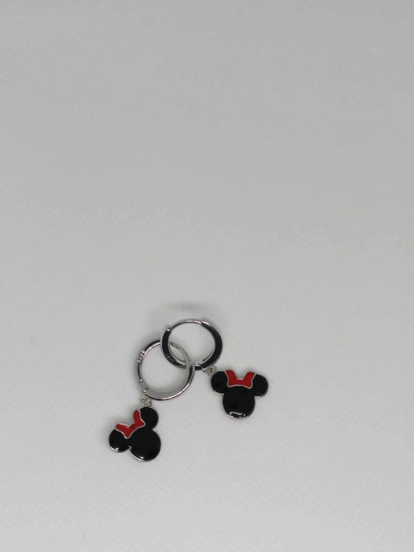 Mickey Mouse oorringen.