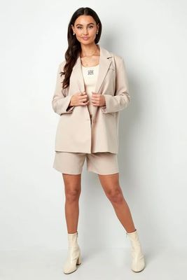 Blazer met twee knopen.