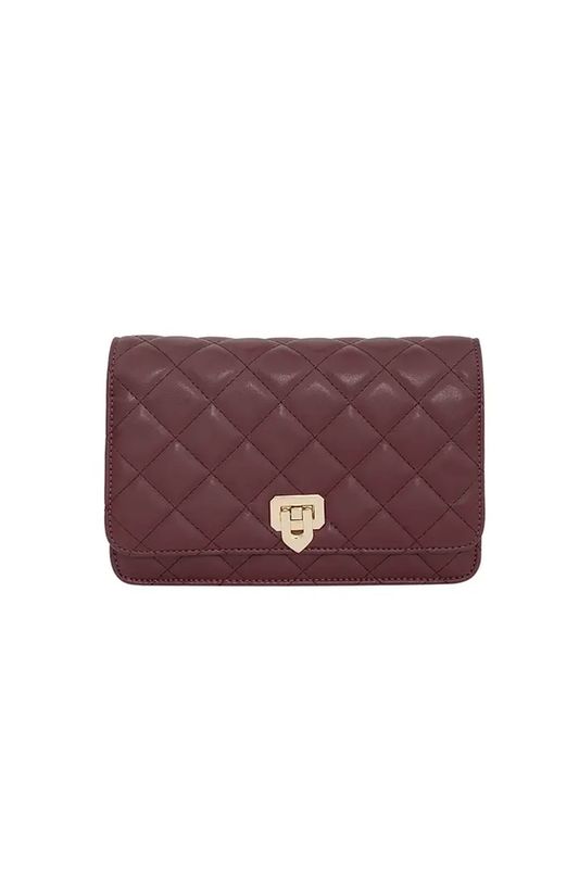 Tas Classy babe.