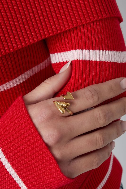 Dual affection ring.