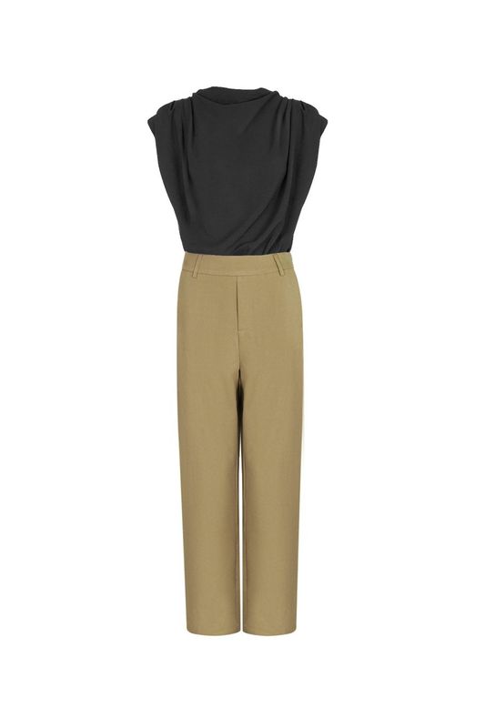 Jumpsuit dune chic.