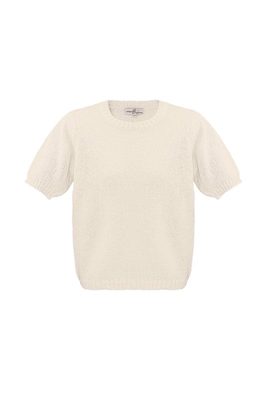 Basic shirt met pofmouwen.