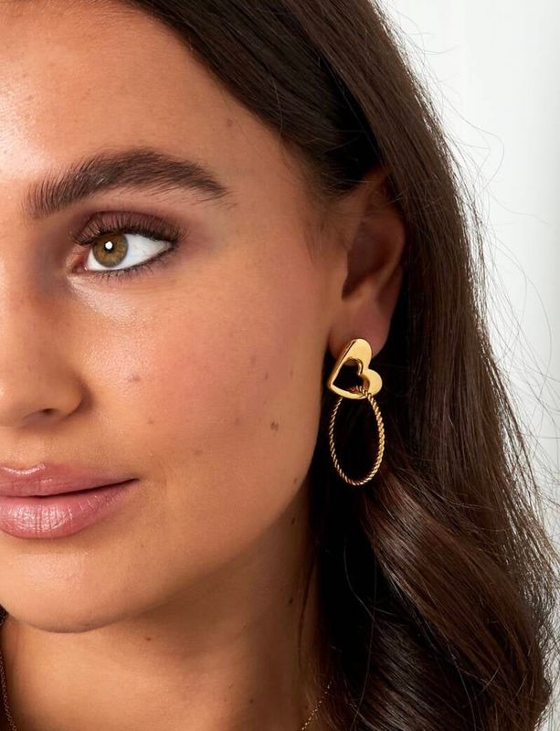 Oorbellen hart met ring -  Goud.