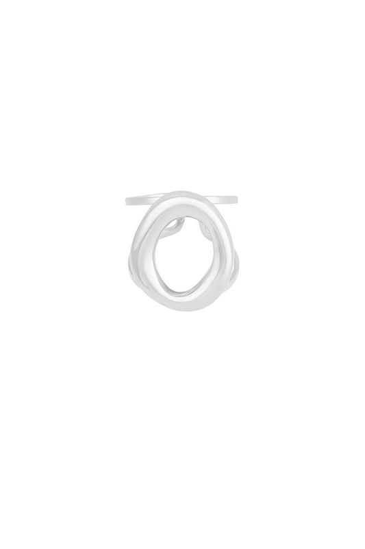 Bold circle ring.