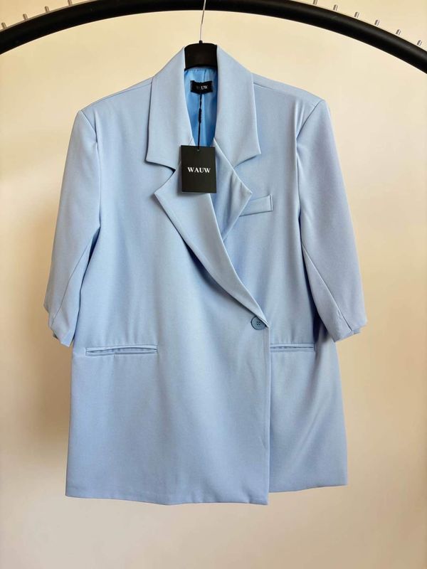 Blazer korte mouwen.