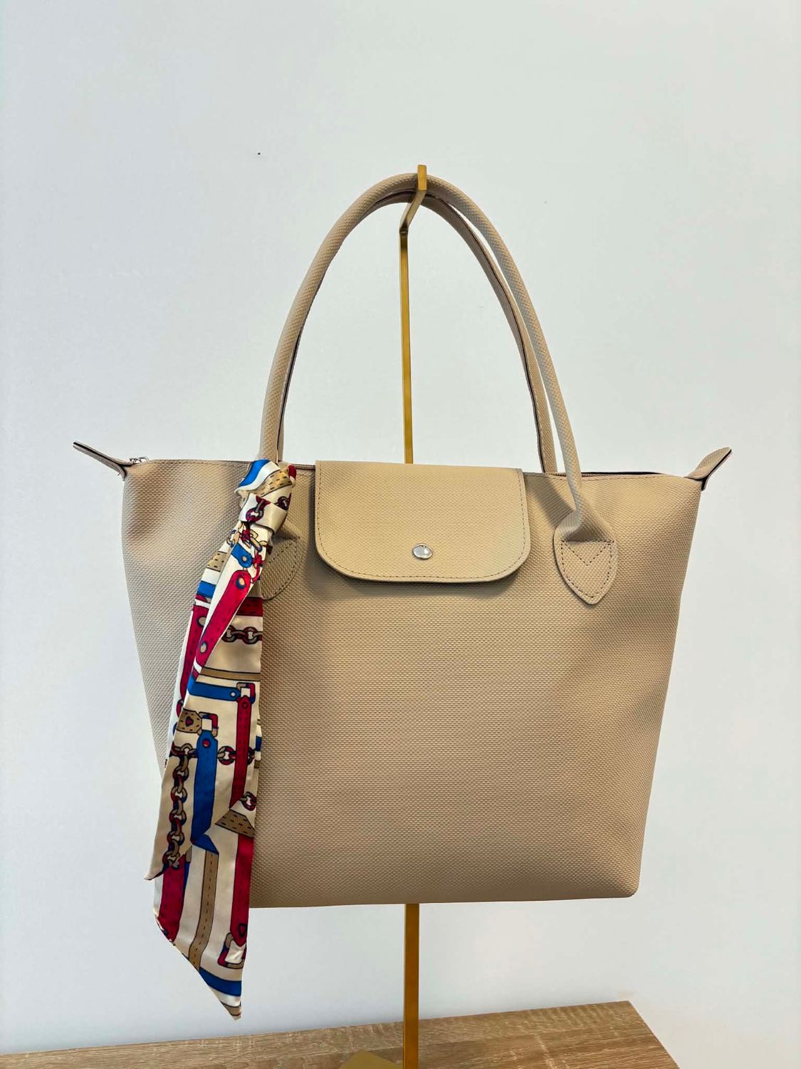 Handtas Beige.