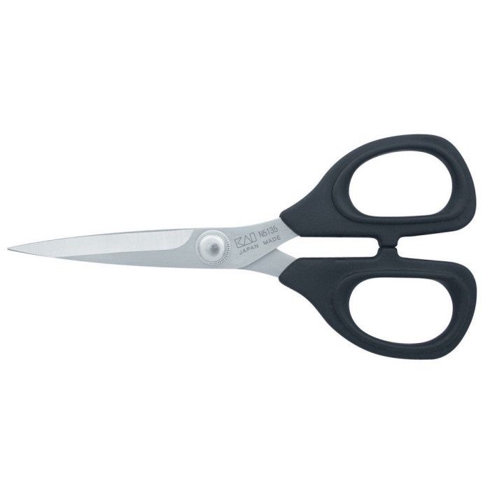 Kai Embroidery Scissors 135mm