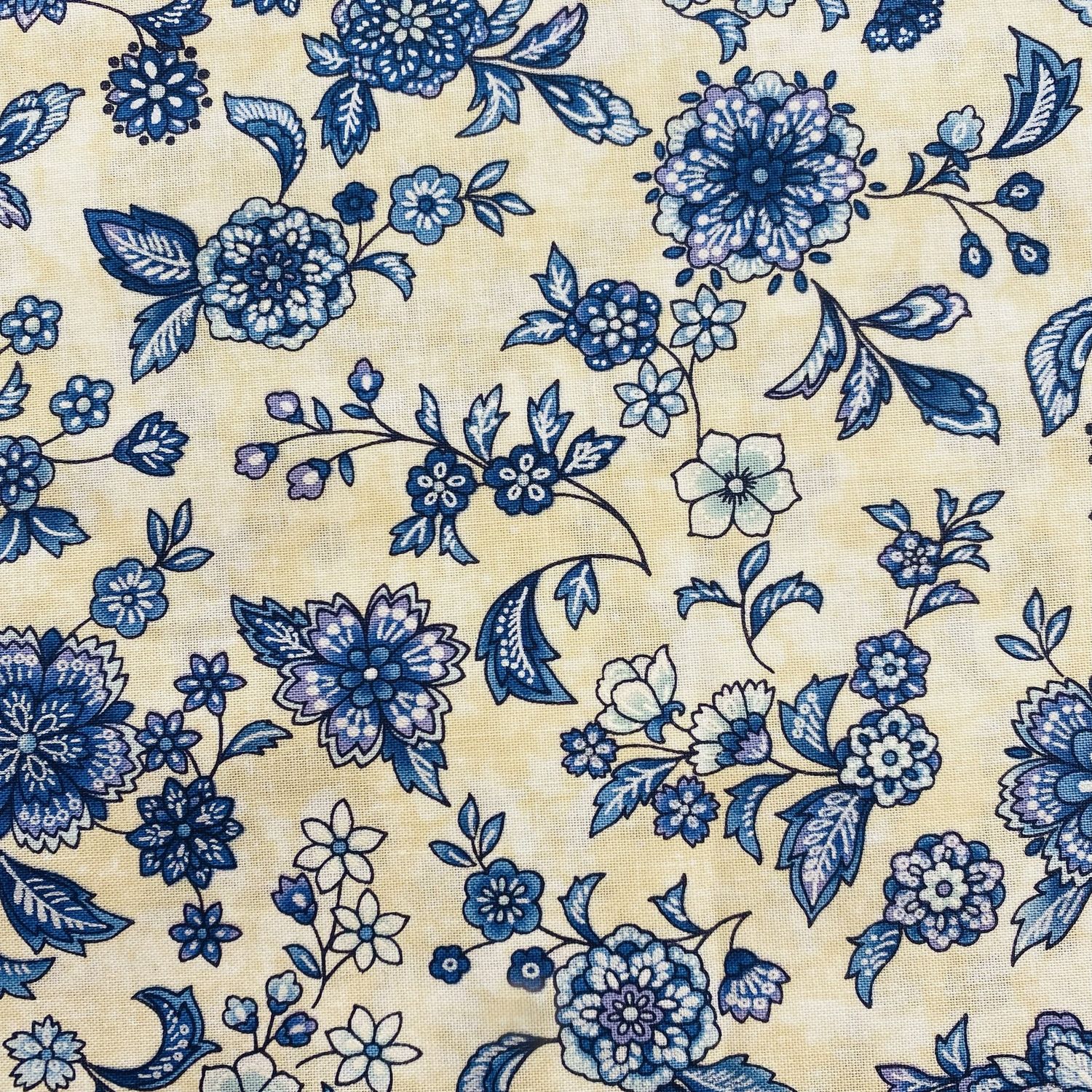 Robert Kaufman -Calista Cornflower Summer Floral
