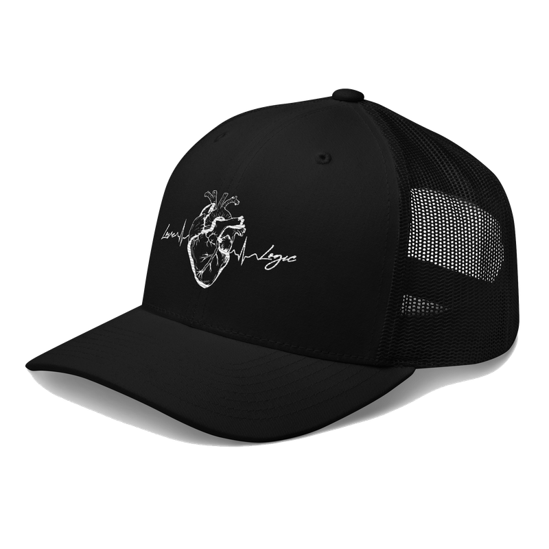Model LOVE Trucker Hat