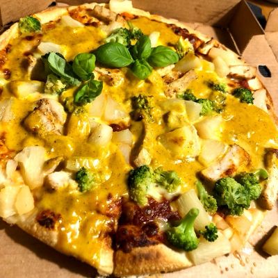 16. Pizza Bombay 40cm