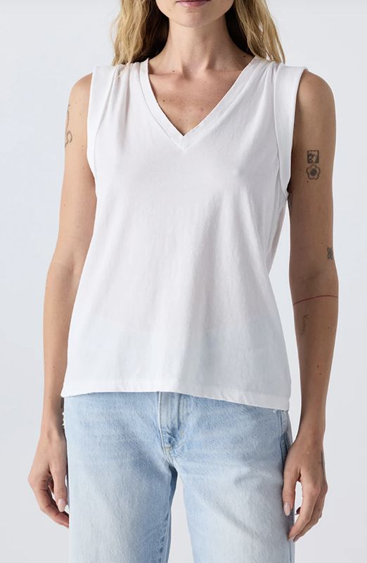 Dona Tee - White