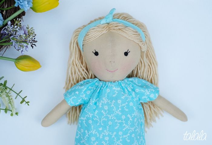 Lalka ręcznie robiona