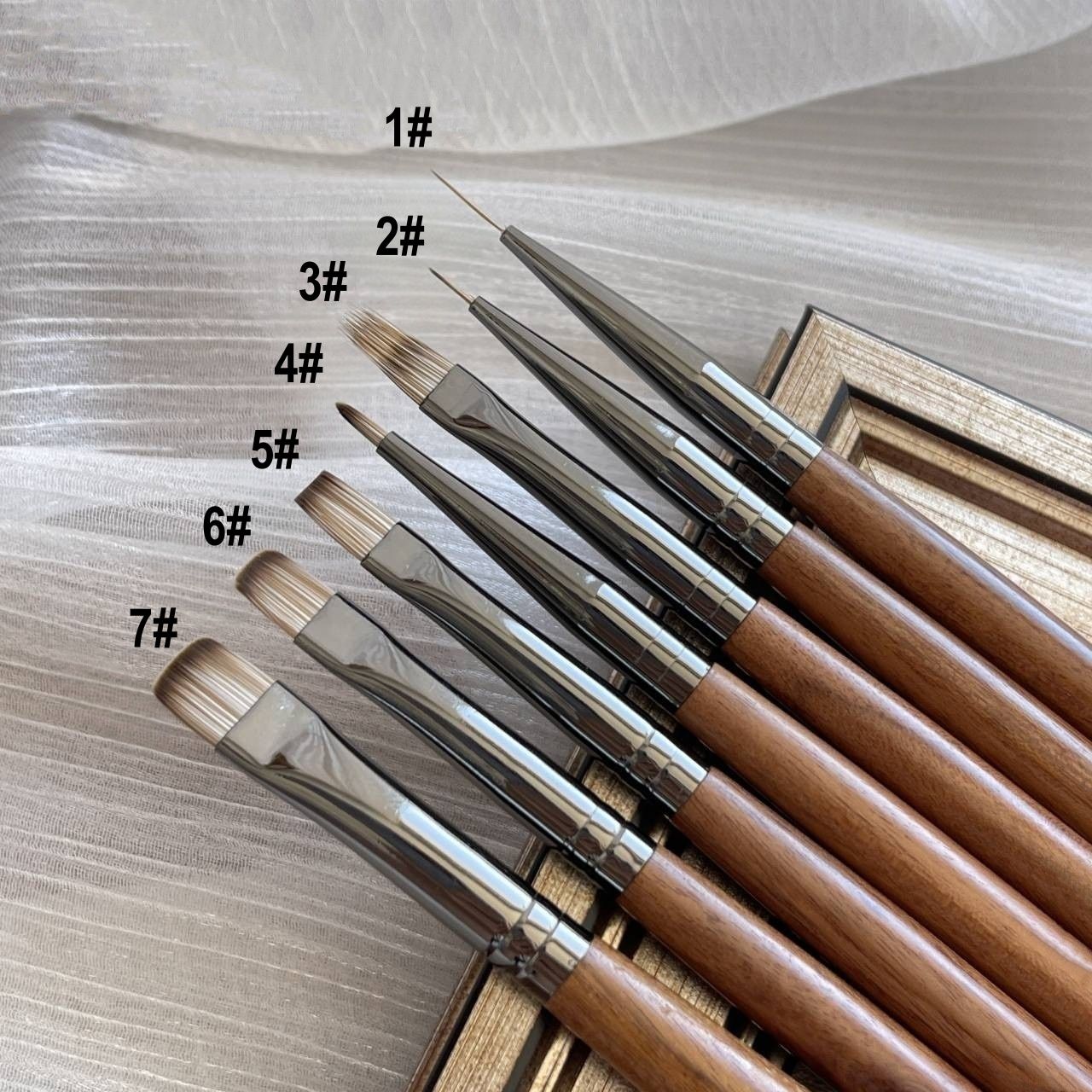 Sandalwood Manicure Brush