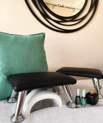 Nail Arm Rest for Acrylic Nails, Microfiber Leather Nail Hand Rest Cushion for Nails, Soft Hand Pillow Footstool with 4 Stainless Steel Stands Thick Sponge Nail Pillow for Nail Tech Use