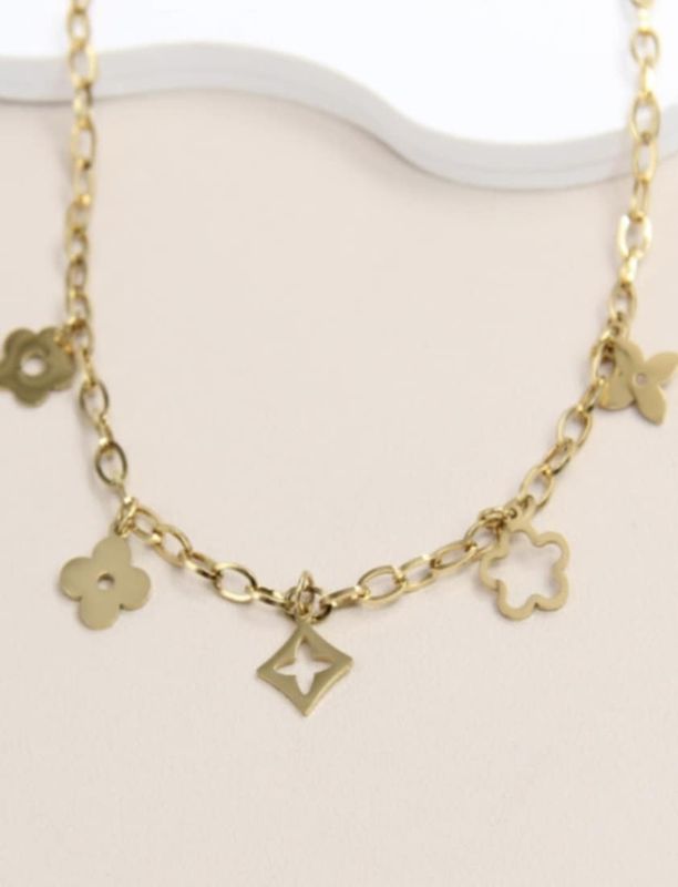 Collier charm trèfles et fleurs