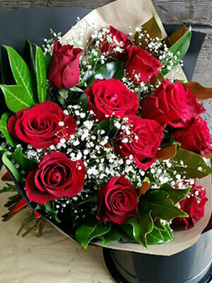 Half Dozen Long Stem Red Rose Bouquet