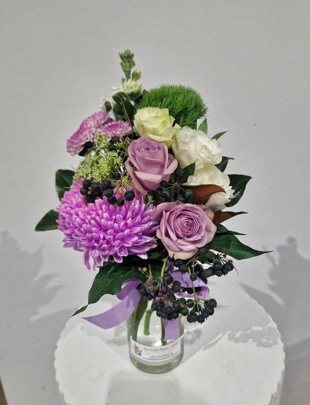 Mini Florals in Vase