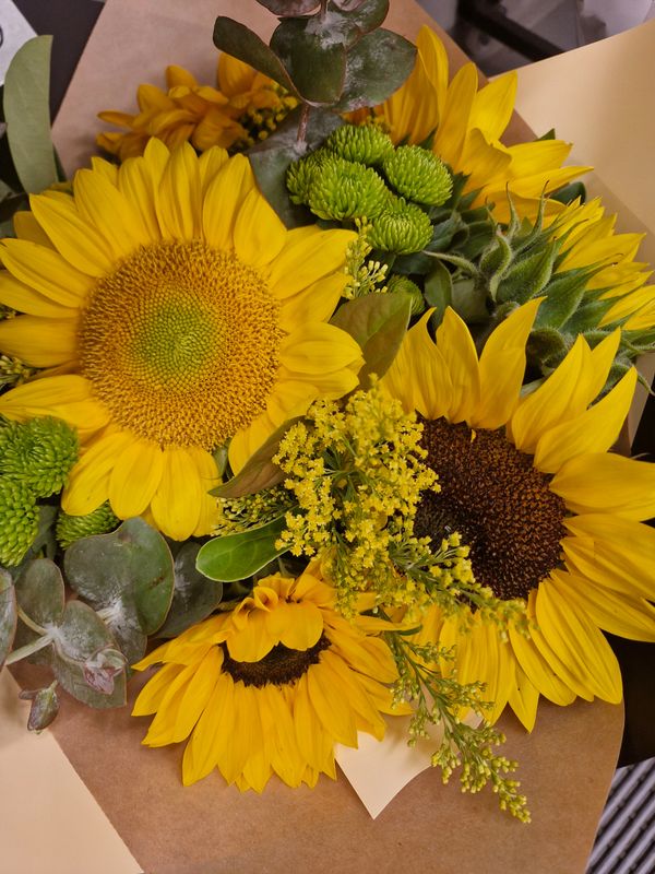 Sunflower Delight Bouquet