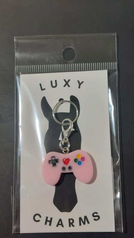 LUXY CHARMS - Gaming controller