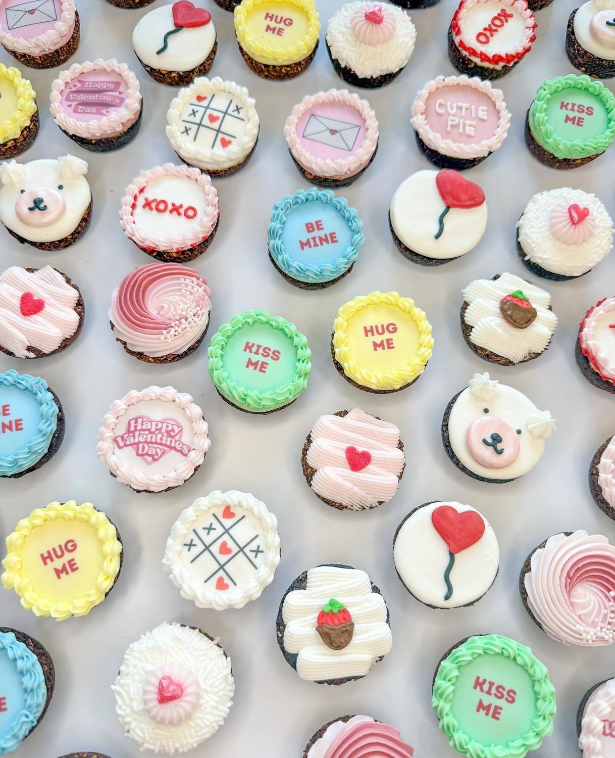 BOO&amp;MOO - Valentine&#39;s Day Horse Cookies with Icing