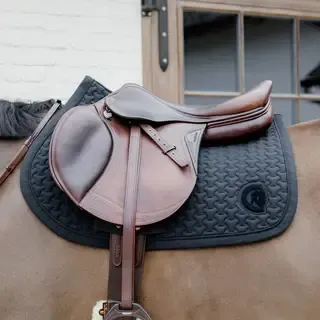 KENTUCKY HORSEWEAR - 3D Logo Onion Quilt Black Saddle Pad