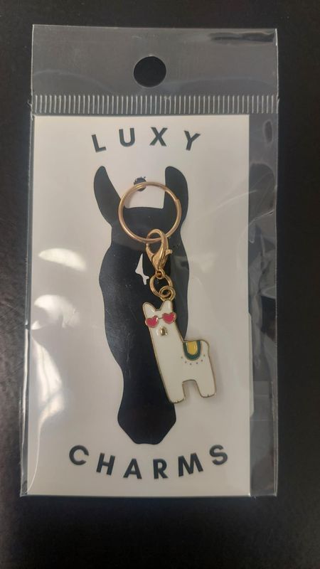 LUXY CHARMS - Llama