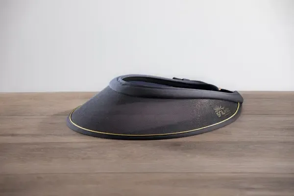 SOLESS - Black Visor with gold trim