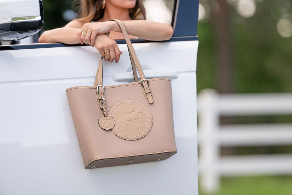 TUCKER TWEED EQUESTRIAN - The James River Carry All  - Hunter/Jumper, Color: Sable
