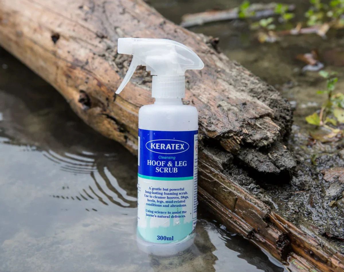 KERATEX - Cleansing Hoof &amp; Leg Scrub, Format: 300ml