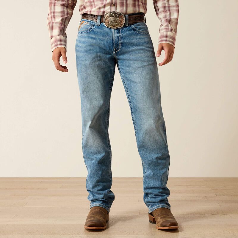 ARIAT - Flynn Wash M2 Traditional Relaxed Cameron BootCut Jean